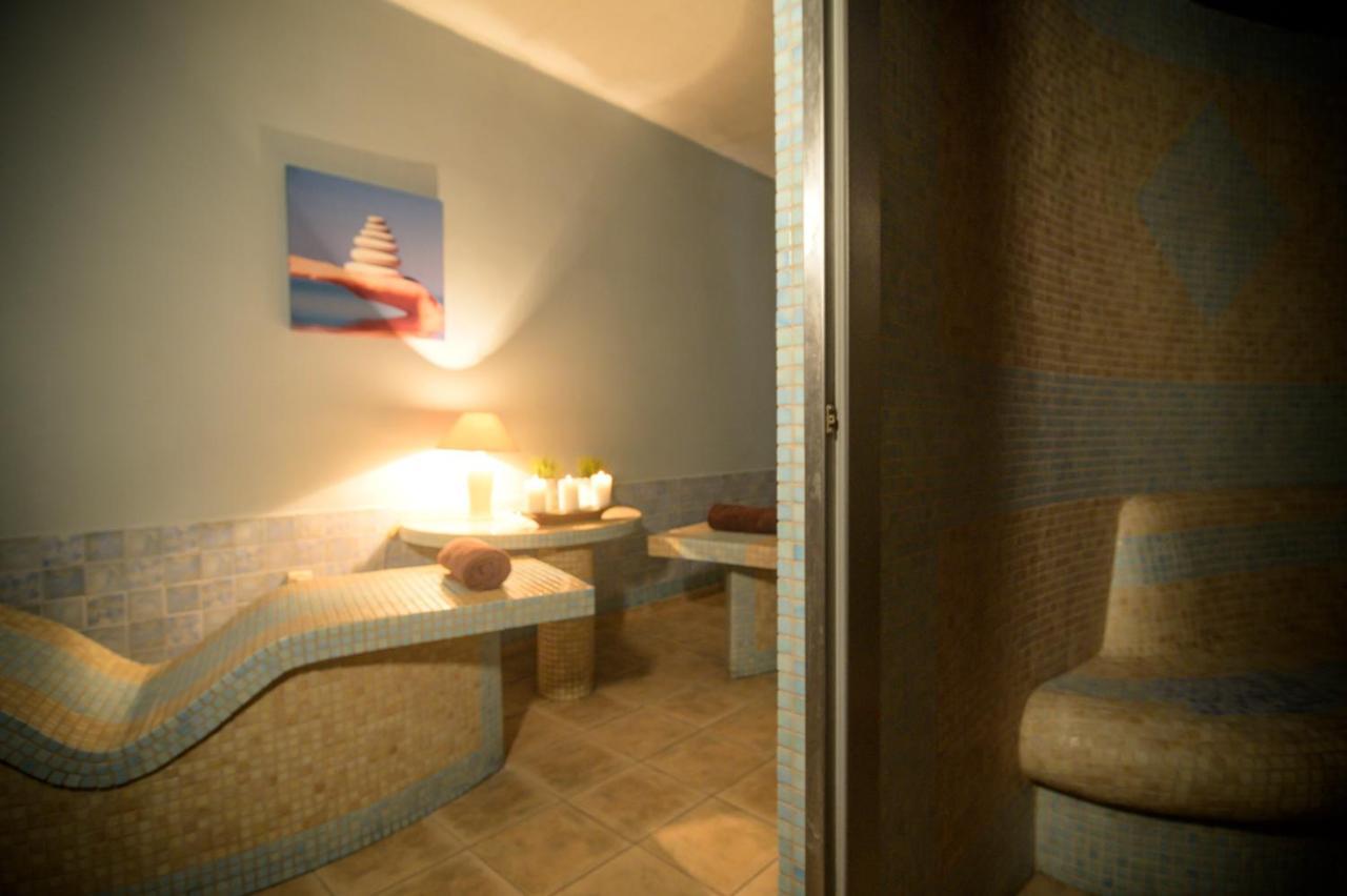 Centrum Ulan Spa 바이토프 외부 사진